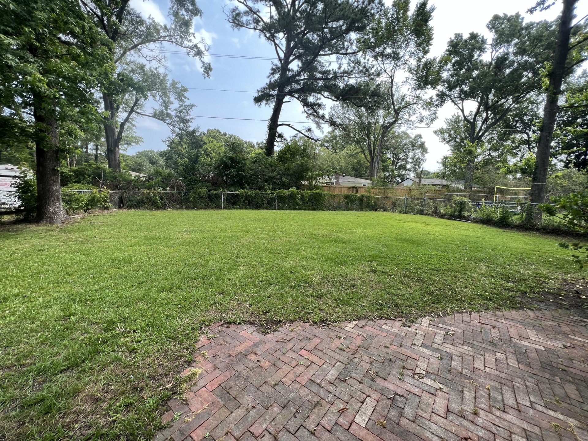 103 Dorchester Manor Boulevard Photo 8