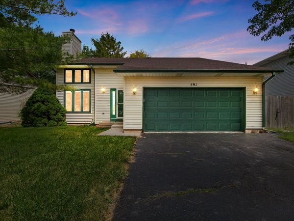 591 Roosevelt Court , Grayslake, IL 60030