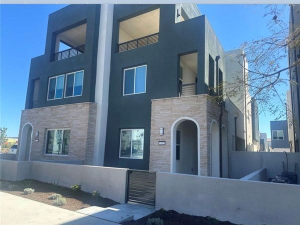 112 Culture , Irvine, CA 92618