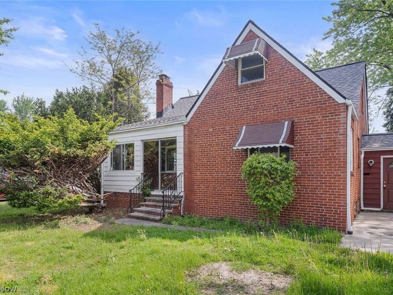1485 E 221st Street, Euclid, OH 44117 Photo 2