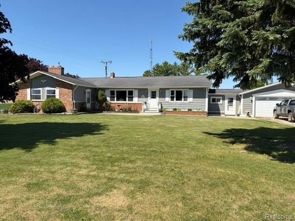 4815 Loree Road , Deckerville Vlg, MI 48427
