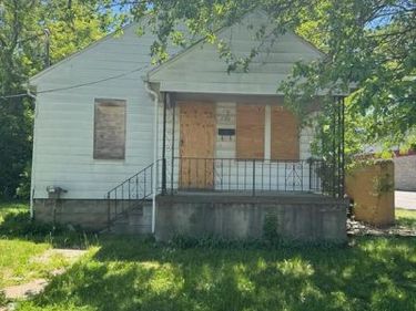 722 E Ridgeway Avenue , Flint, MI 48505