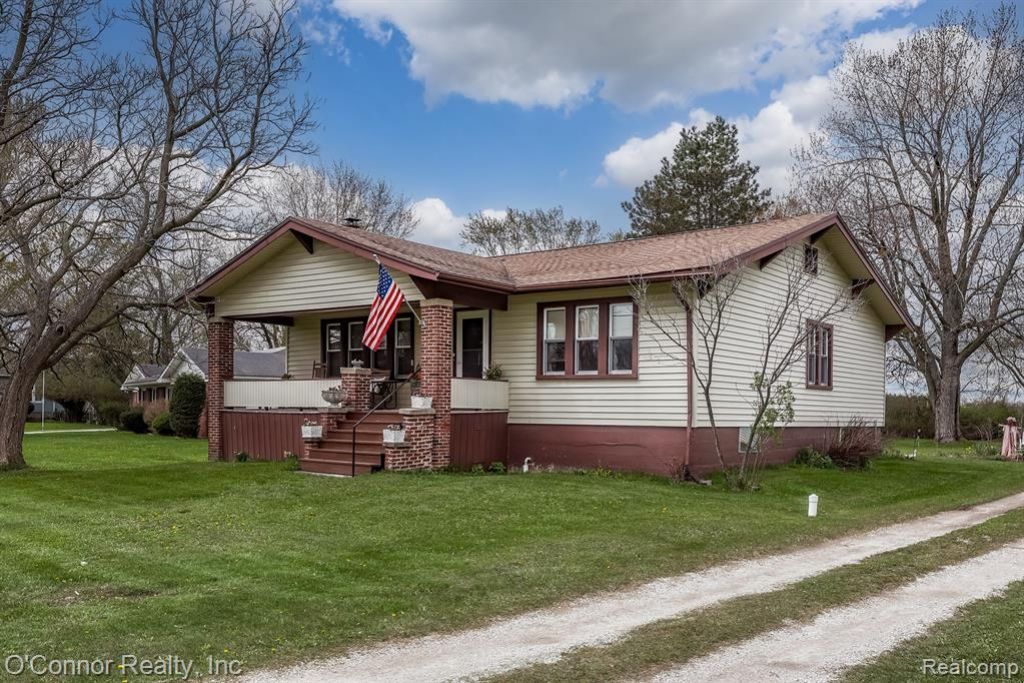 3323 Kinney Road , Emmett Vlg, MI 48022 Main Photo