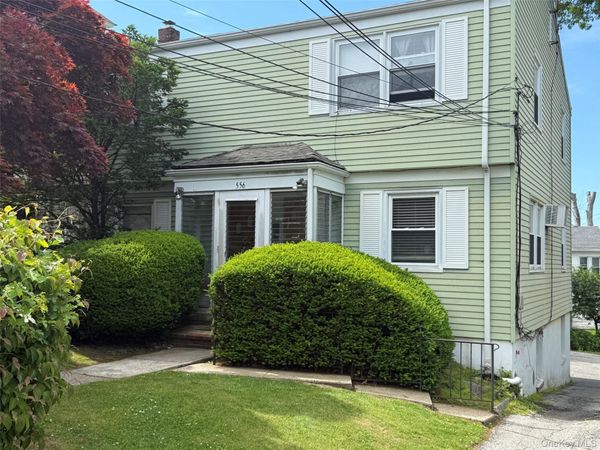 556 Westchester Avenue , Port Chester, NY 10573