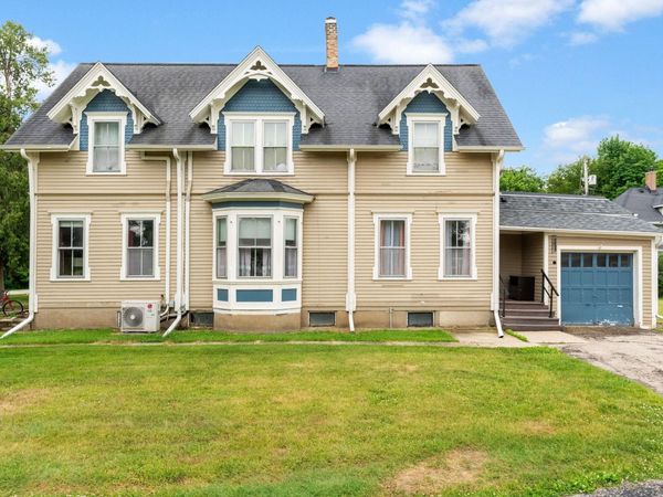410-412 Jones Avenue, Fort Atkinson, WI 53538
