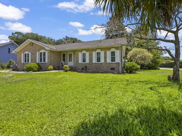 7600 Driftwood Dr., Myrtle Beach, SC 29572