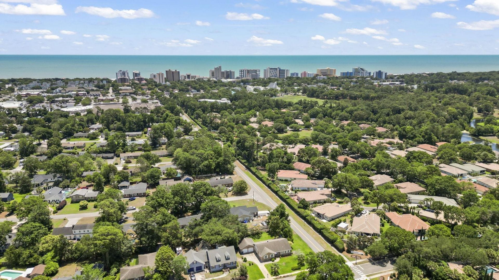7600 Driftwood Dr. Photo 4