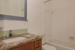 114 Ashwood Drive photo 4