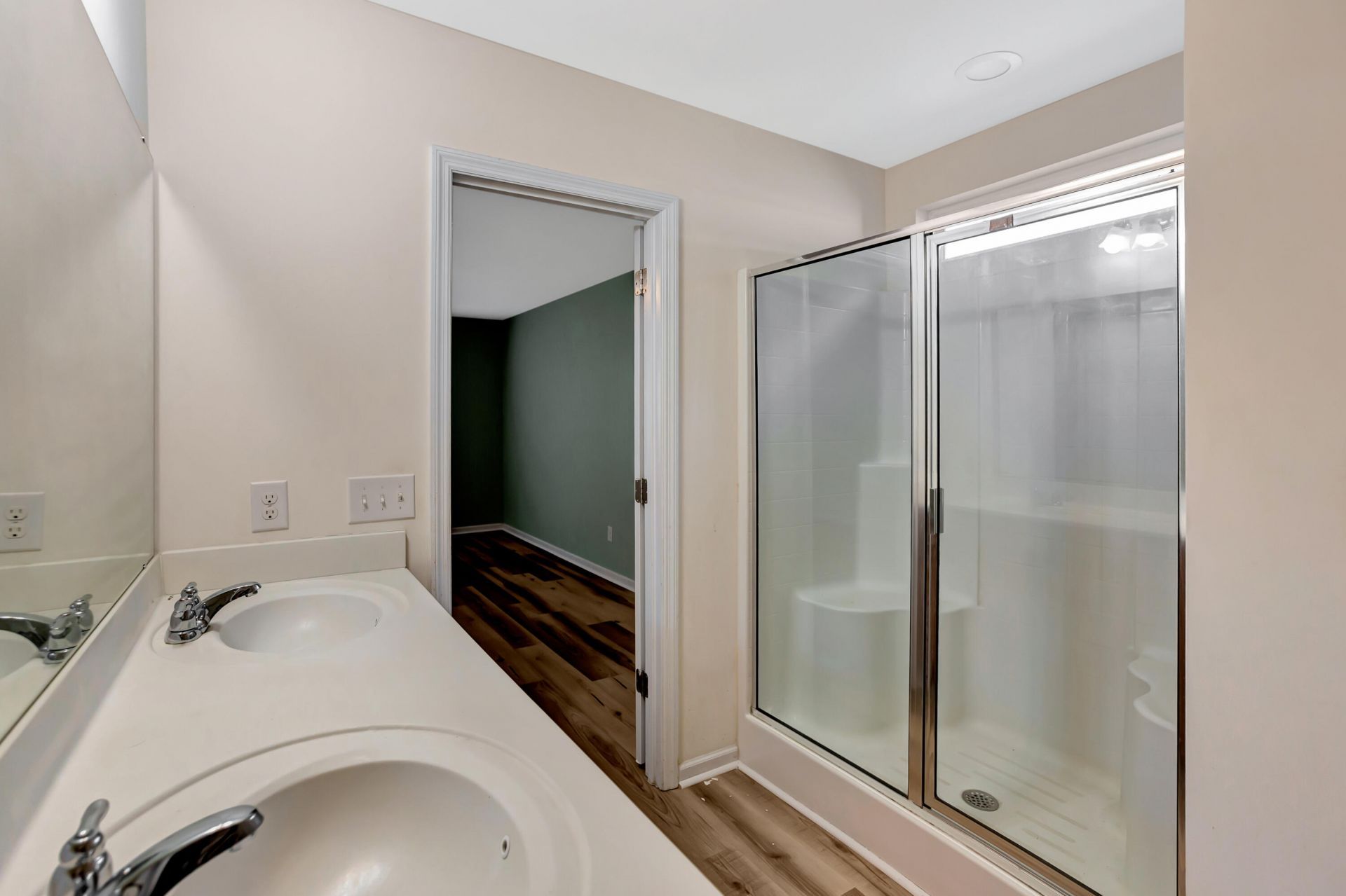 1313 Merchant Court Photo 17