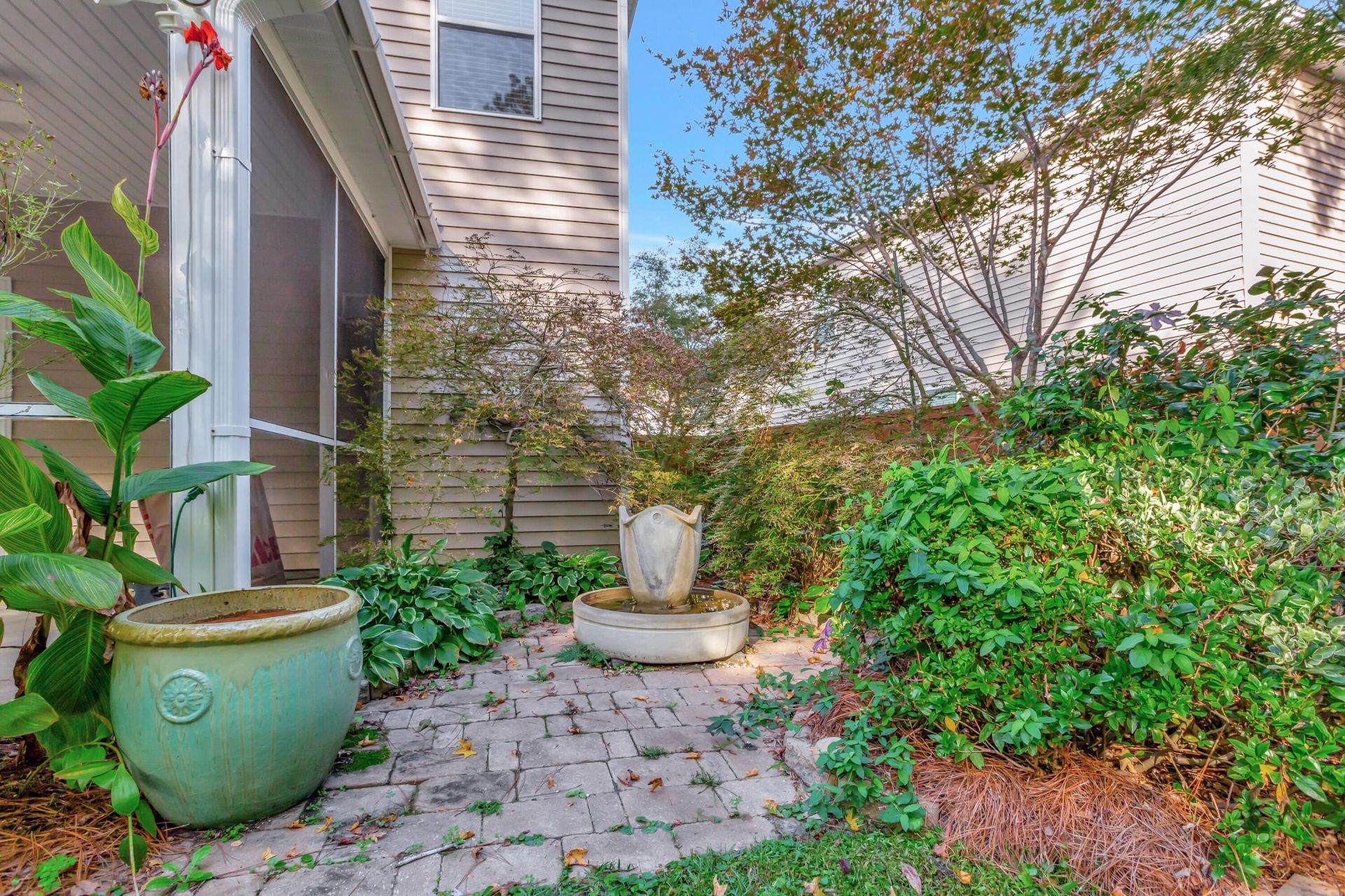 1313 Merchant Court Photo 26