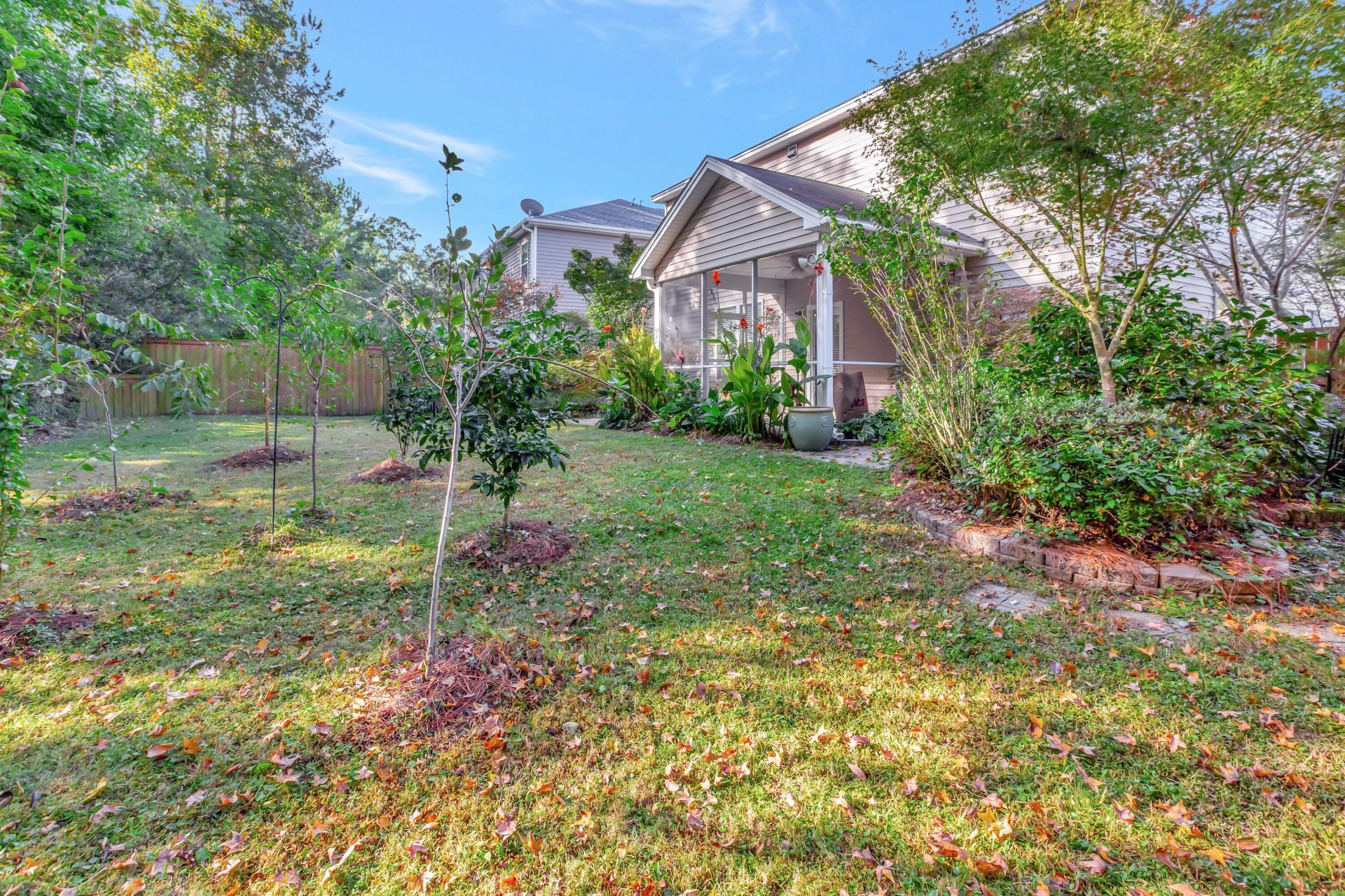 1313 Merchant Court Photo 28