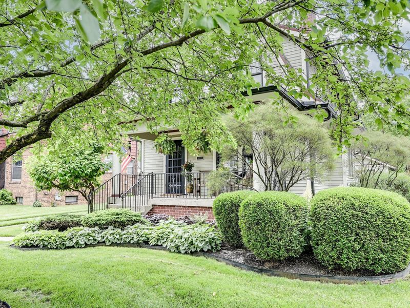 427 E Dunedin Road, Columbus, OH 43214 Photo 5