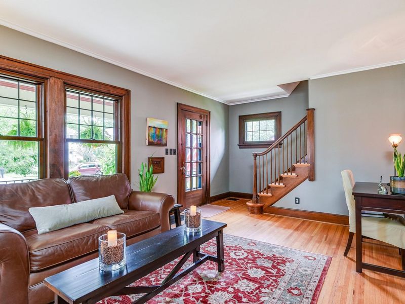 427 E Dunedin Road, Columbus, OH 43214 Photo 8