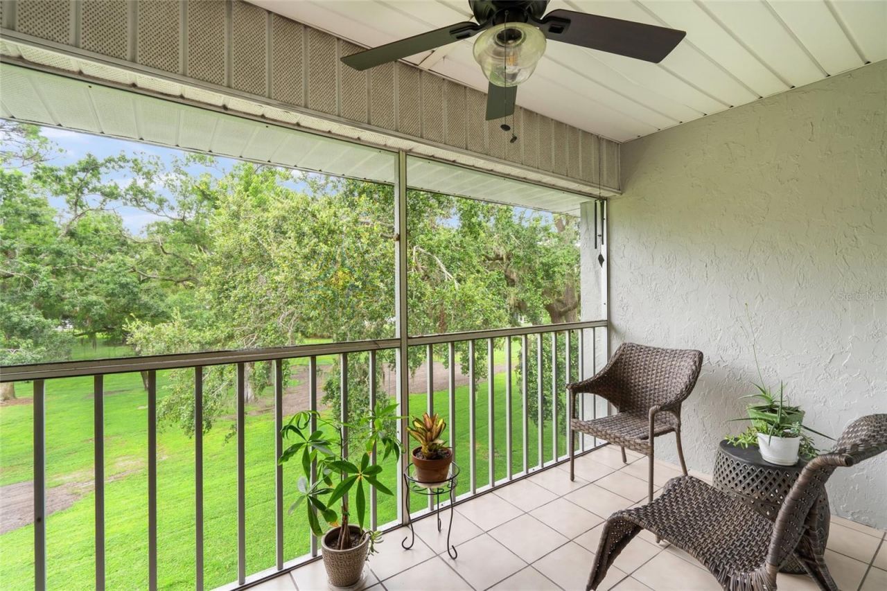 1310 Glen Oaks Drive E, Unit 391E, Sarasota, FL 34232 Photo