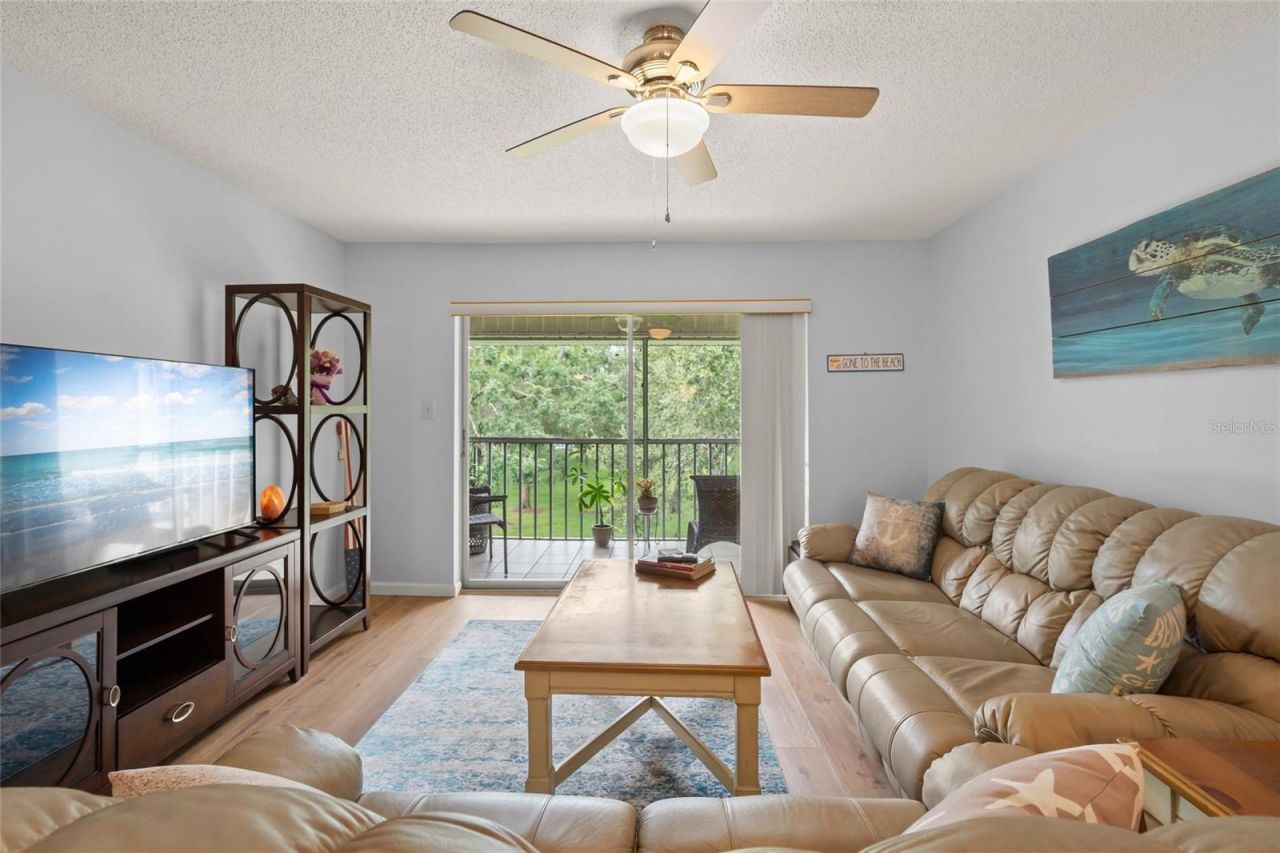 1310 Glen Oaks Drive E, Unit 391E, Sarasota, FL 34232 Photo
