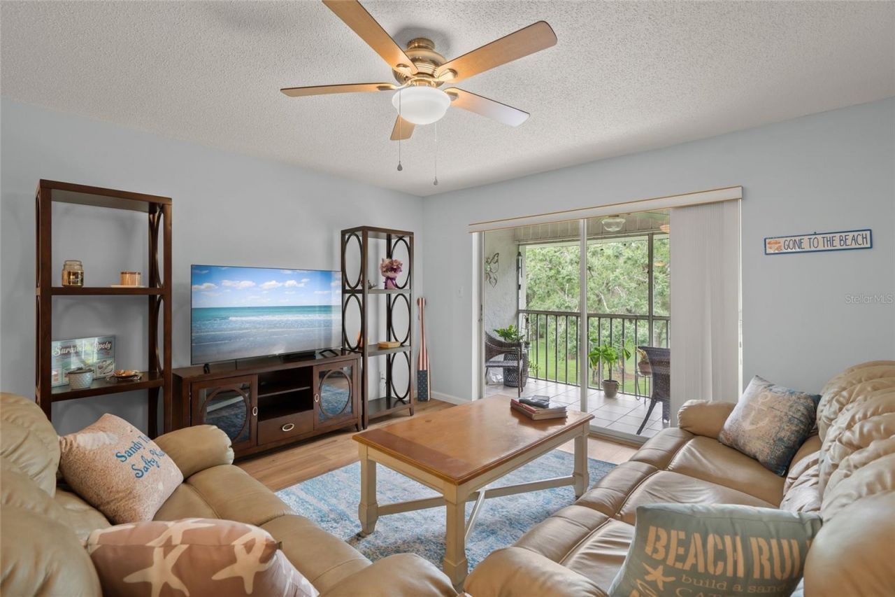 1310 Glen Oaks Drive E, Unit 391E, Sarasota, FL 34232 Photo