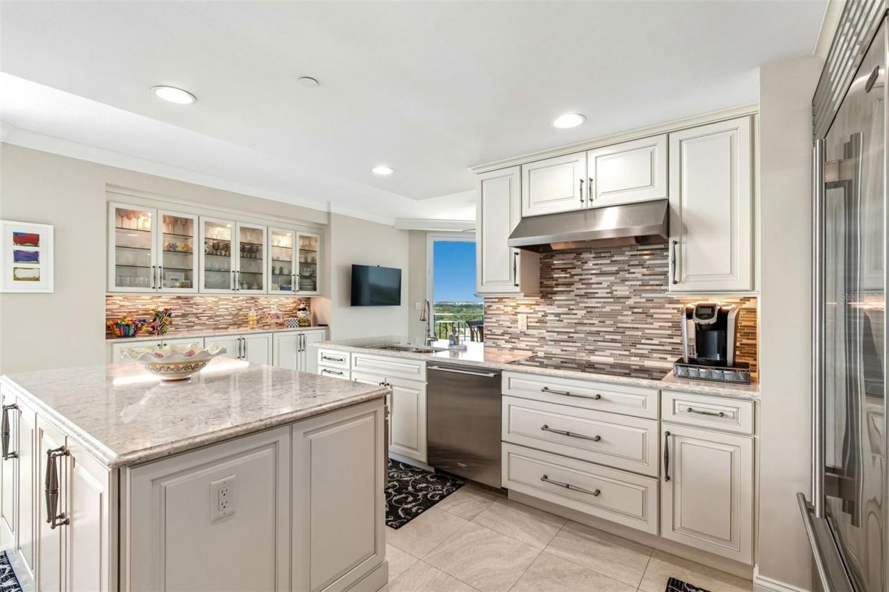 3435 Bayshore Boulevard, Unit 1401S, Tampa, FL 33629 Photo