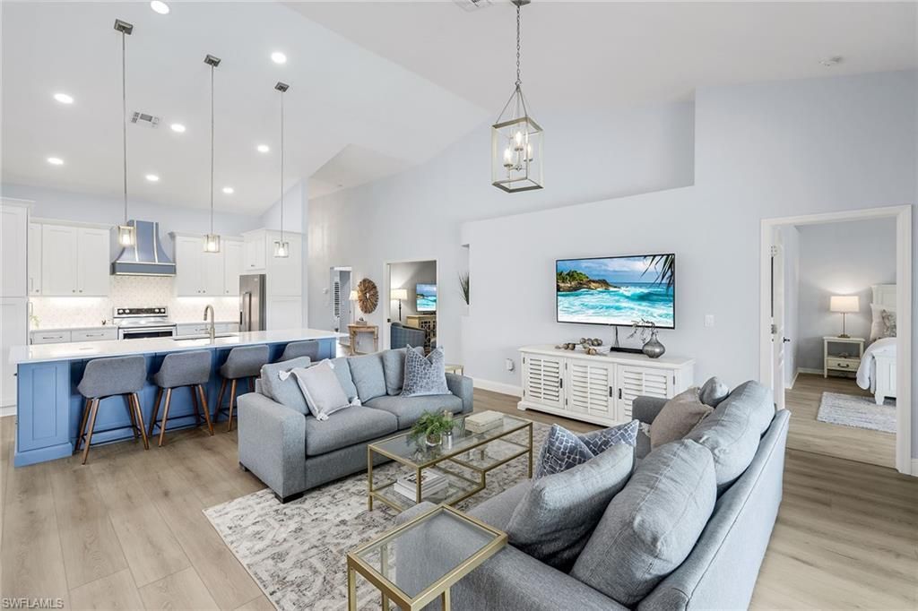 25061 Bay Cedar Dr, Bonita Springs, FL 34134 Photo