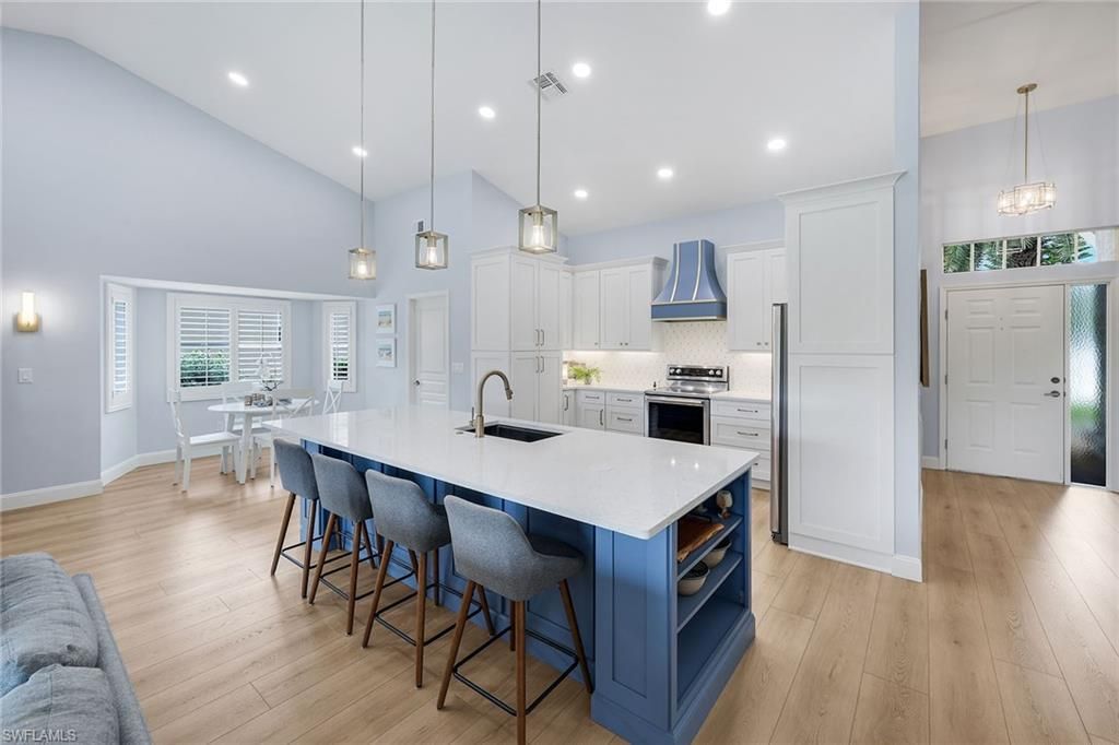 25061 Bay Cedar Dr, Bonita Springs, FL 34134 Photo