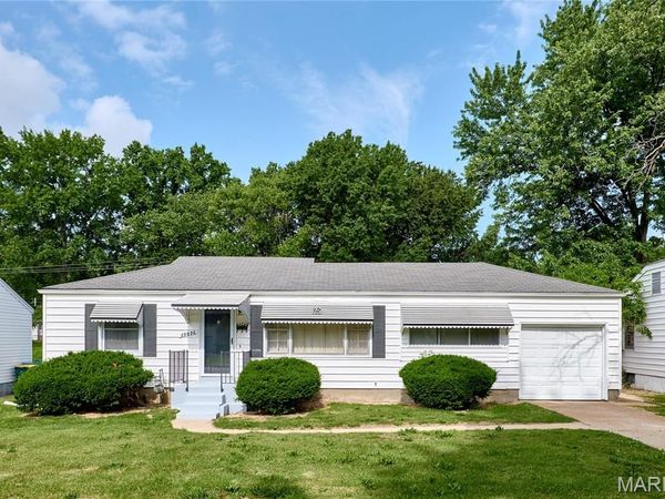 10075 Coburg Lands Drive , St Louis, MO 63137