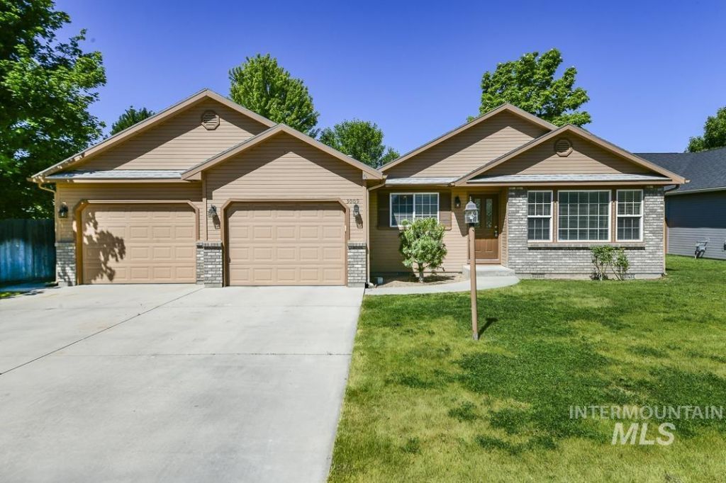 3009 N Big Rock Pl, Meridian, ID 83646 Main Photo