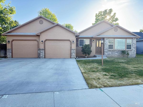 3009 N Big Rock Pl, Meridian, ID 83646