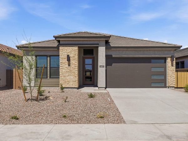 42146 N Steelhead Trail, San Tan Valley, AZ 85140