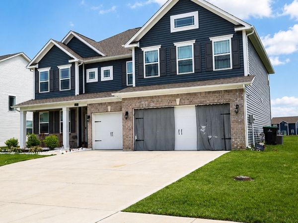 271 Walker Drive , Whiteland, IN 46184