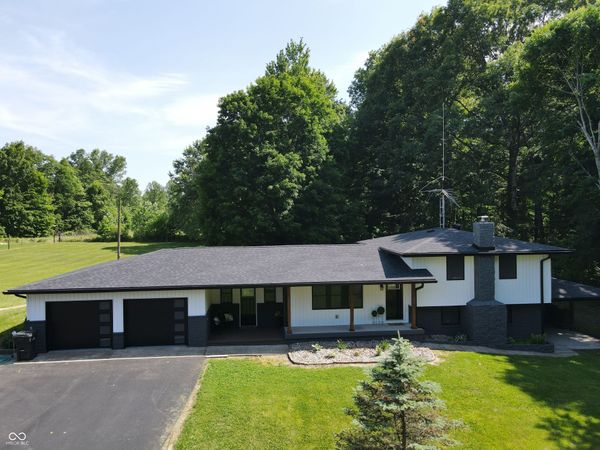 2209 W County Road 1000 South W, Westport, IN 47283