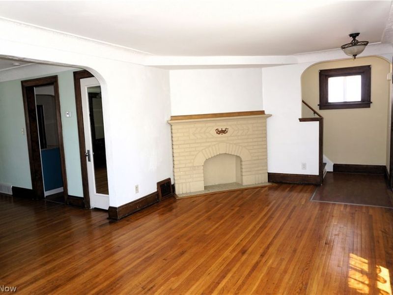 19715 Cherokee Avenue, Cleveland, OH 44119 Photo 10