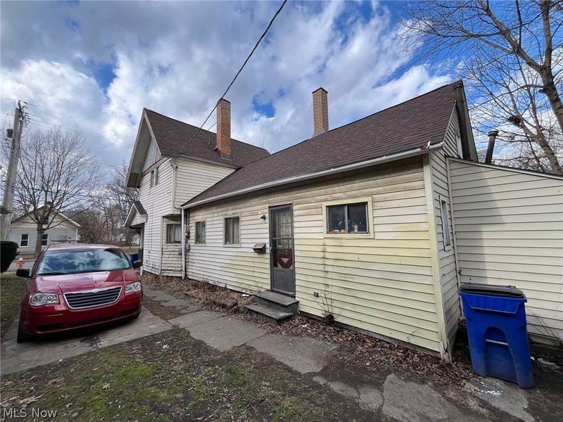 3719 E 55th Street, Cleveland, OH 44105 Photo 2