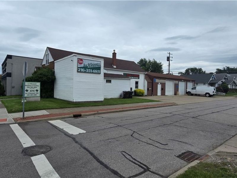 4711 Brookpark Road, Parma, OH 44134 Photo 16