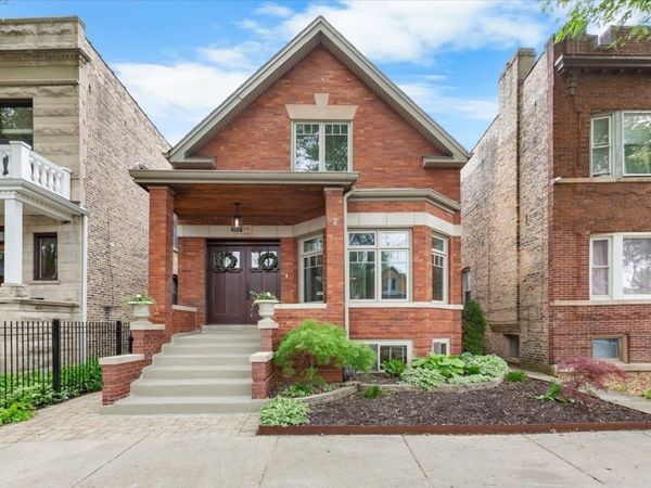 1819 N Whipple Street, Chicago, IL 60647