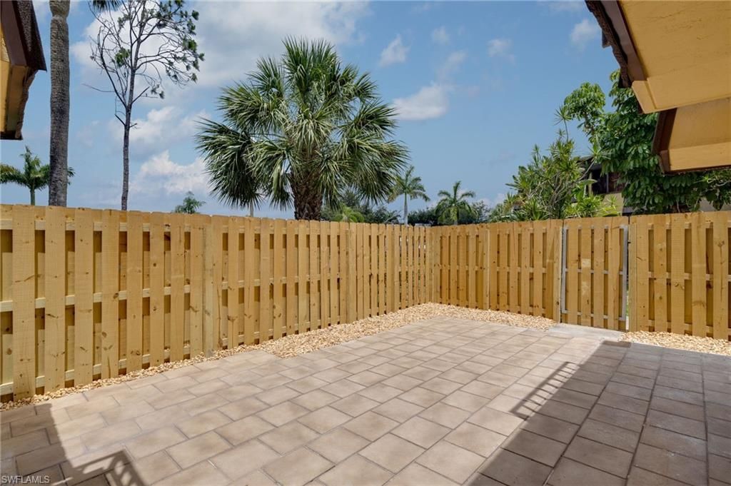 4047 Sandlewood Ln, Unit 3, Fort Myers, FL 33907 Photo