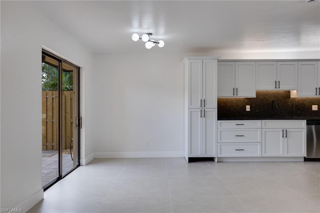4047 Sandlewood Ln, Unit 3, Fort Myers, FL 33907 Photo