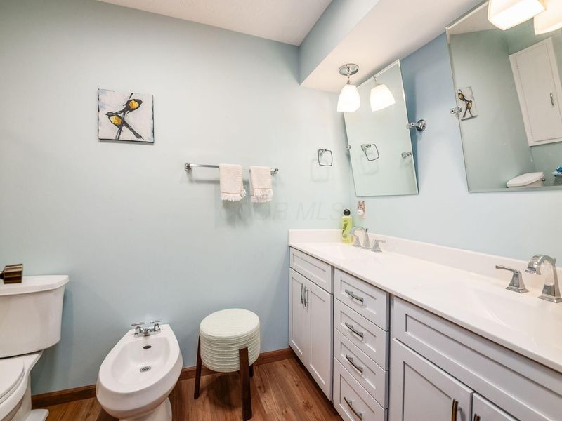 4573 Arlingate Drive W, Columbus, OH 43220 Photo 29