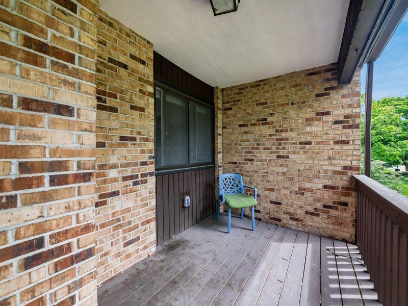 4573 Arlingate Drive W, Columbus, OH 43220 Photo 32