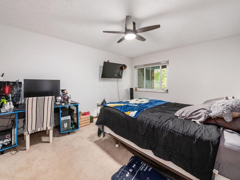 4573 Arlingate Drive W, Columbus, OH 43220 Photo 35