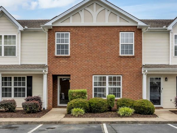 235 Arapaho Dr, Murfreesboro, TN 37128