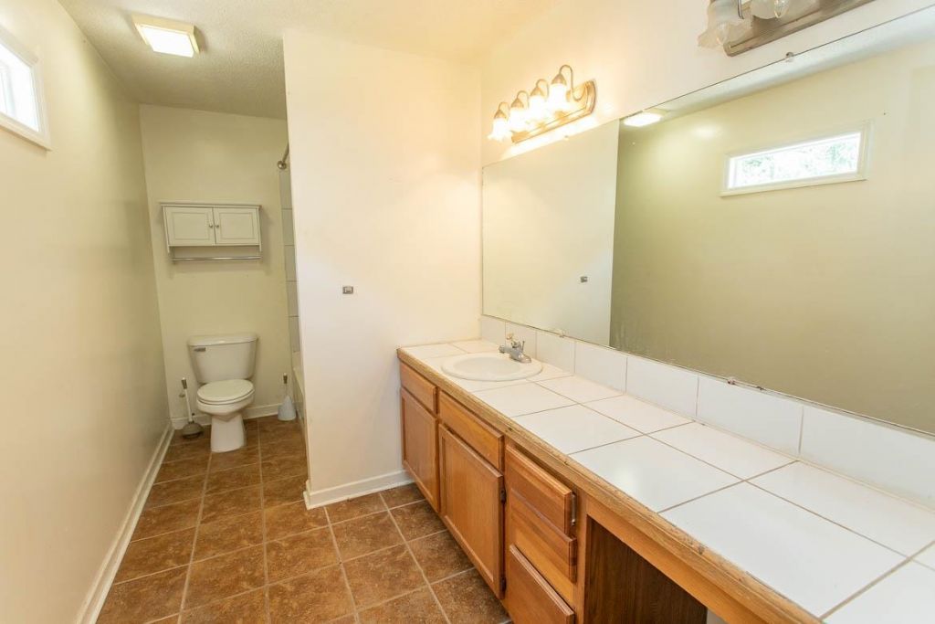 111 Ebb Tide Harbour  Photo 16