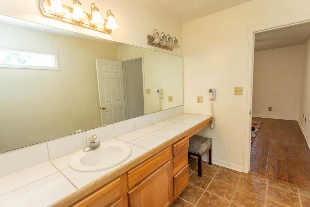 111 Ebb Tide Harbour  Photo 18
