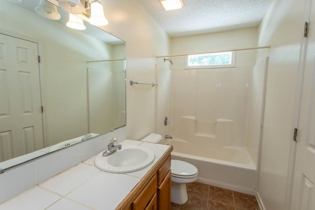 111 Ebb Tide Harbour  Photo 26