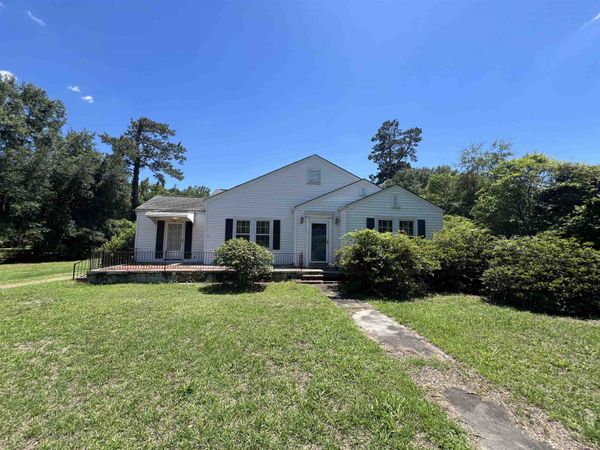23 Society St. , Greeleyville, SC 29056