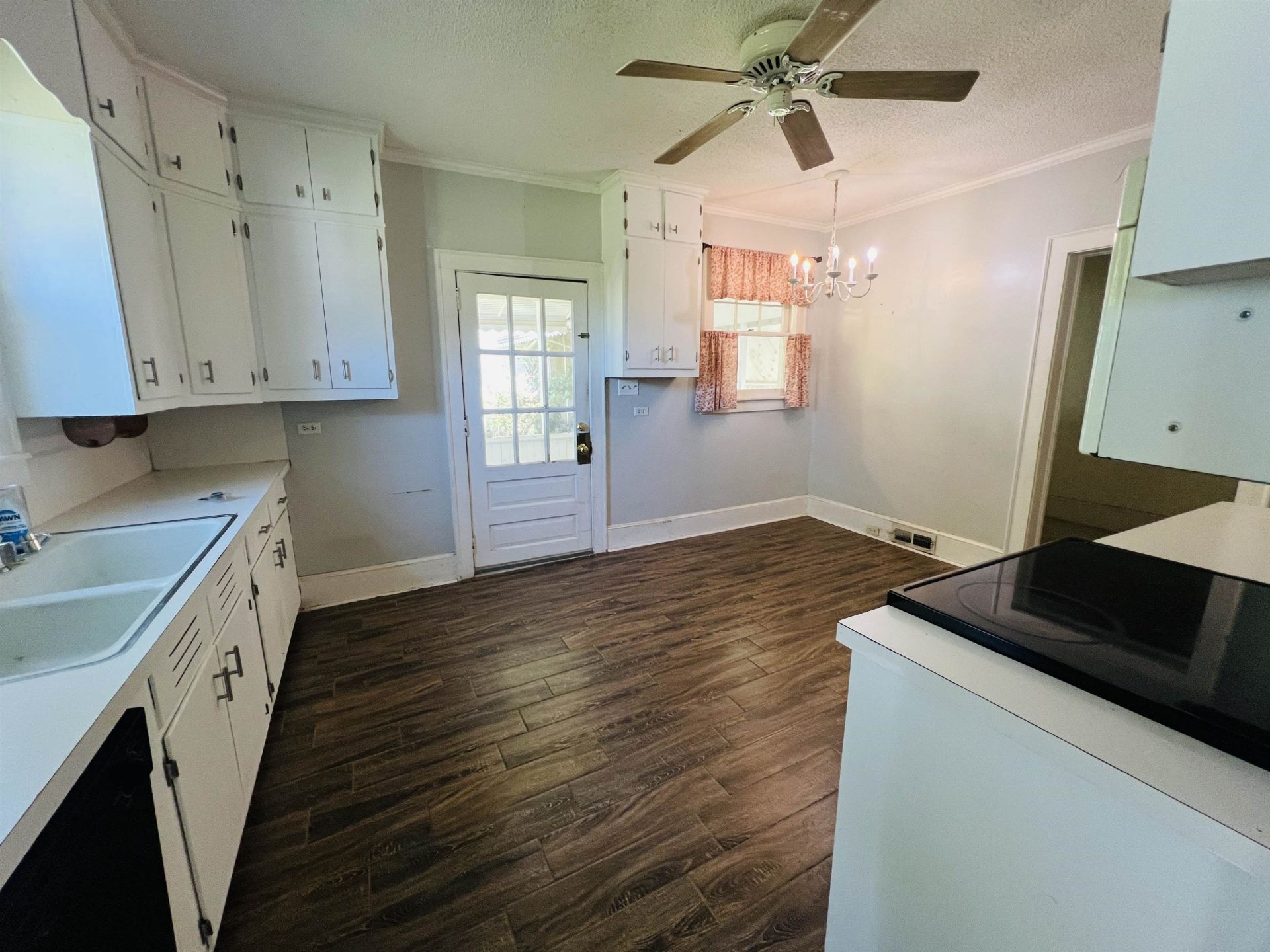 23 Society St.  Photo 19