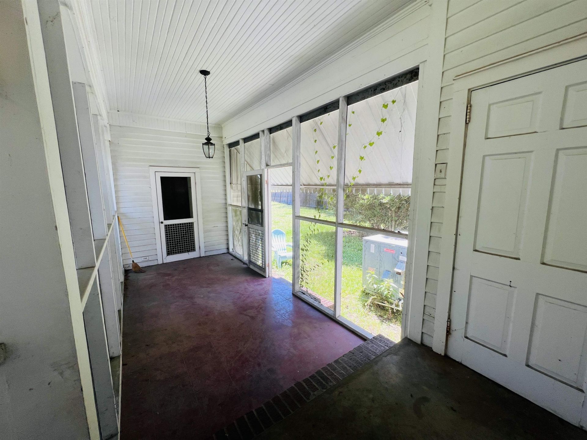 23 Society St.  Photo 23