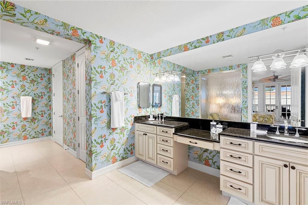 600 5th Ave S, Unit A-211, Naples, FL 34102 Photo