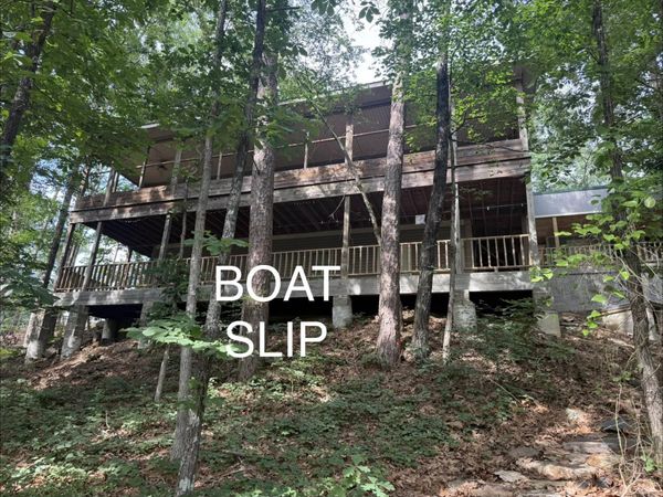 443 Cherokee Circle, Greers Ferry, AR 72067