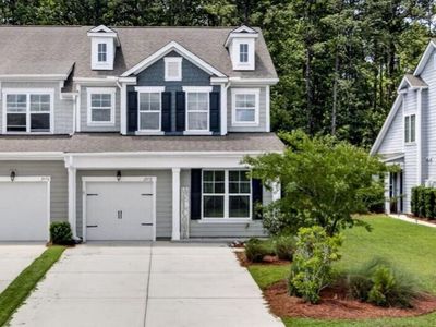 2572 Kingsfield Street, Mount Pleasant, SC 29466