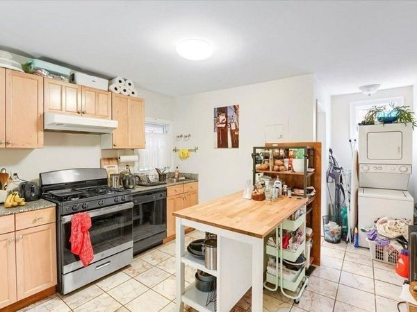 289 Elm St, Unit 2, Cambridge, MA 02139