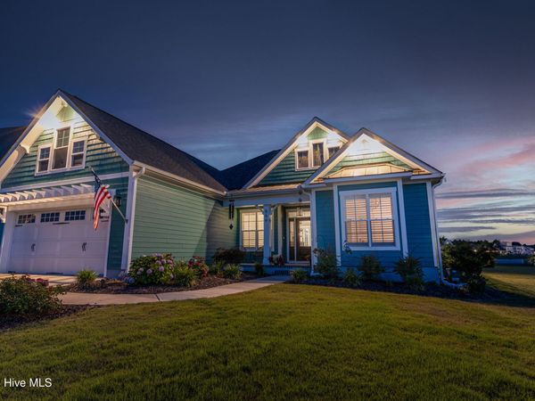566 Moss Lake Lane, Holly Ridge, NC 28445